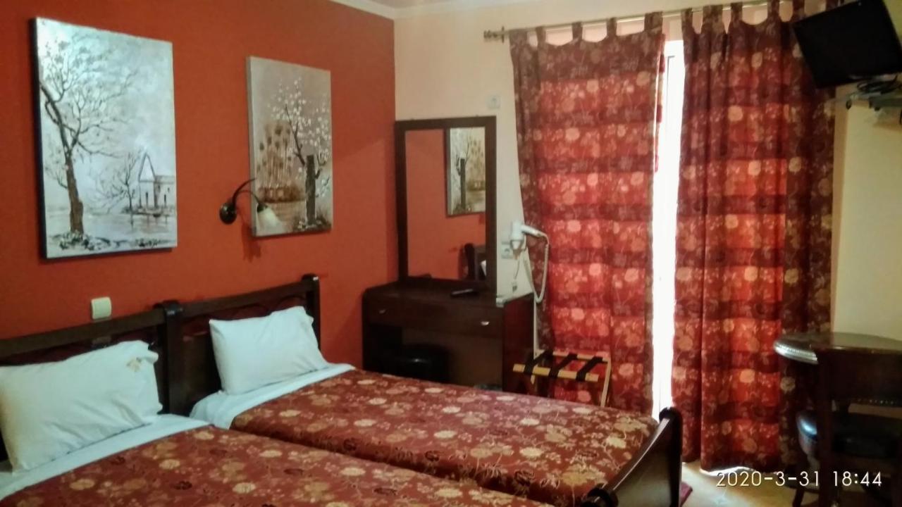 Hotel Palatino Loutra Edipsou  Esterno foto