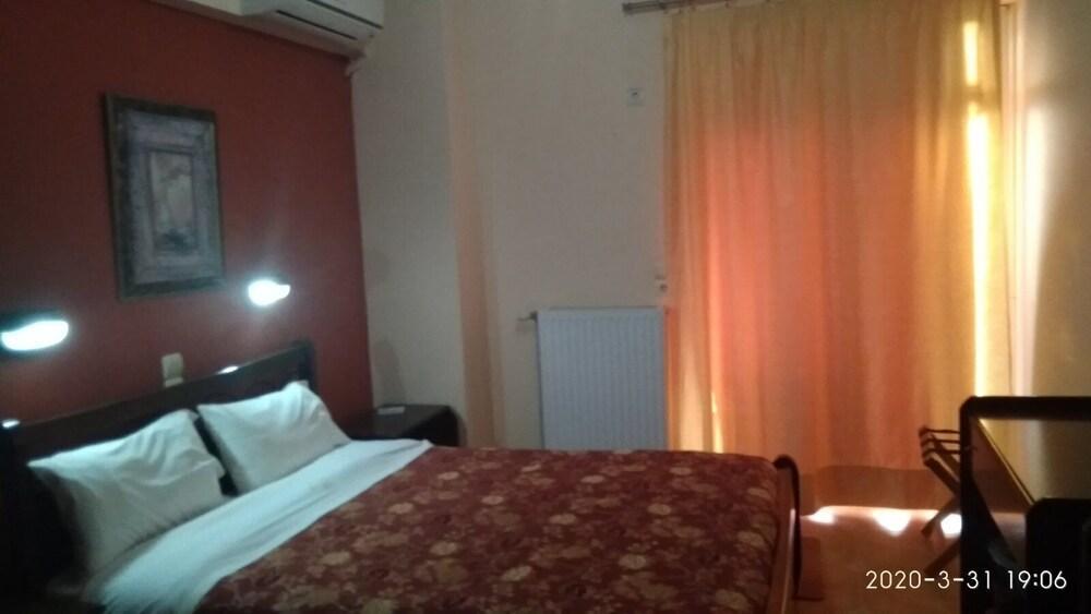 Hotel Palatino Loutra Edipsou  Esterno foto